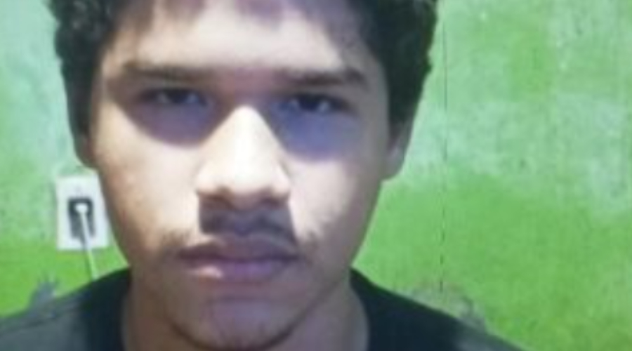 Adolescente de 15 anos desaparece após sair para a escola em Manaus