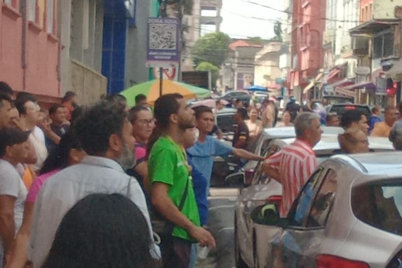 Segurança de joalheria reage a assalto e mata assaltante no Centro de Manaus