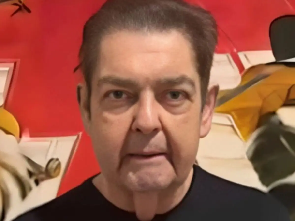 Em momento delicado, Fausto Silva passa por transplante de fígado e de rim