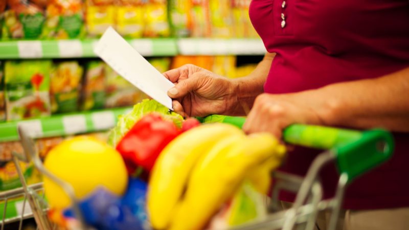 Ministério Público aciona rede de supermercados por venda de alimentos impróprios ao consumo e pede indenização de R$ 1 milhão