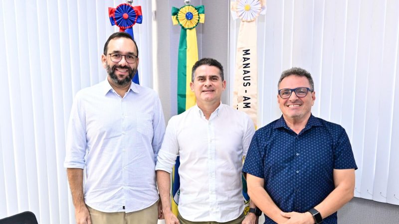 Prefeito David Almeida e os presidentes da Eletros e Ventisol Agratto anunciam expansão de empresa do setor eletroeletrônico em Manaus
