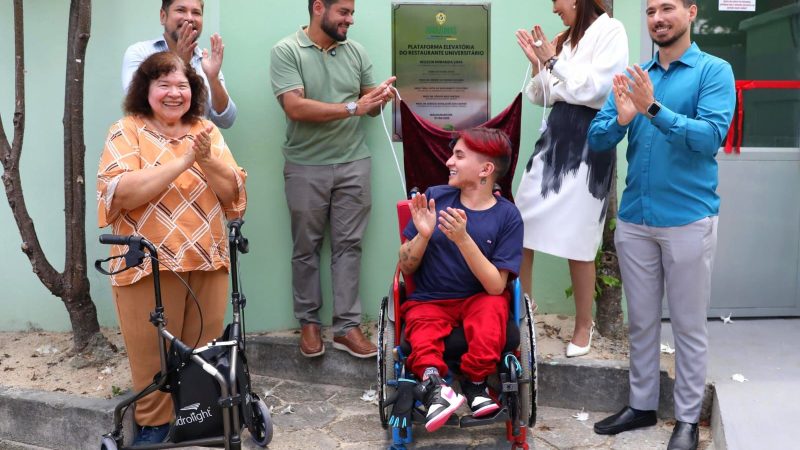 Acessibilidade: UEA inaugura plataformas elevatórias na Escola Normal Superior