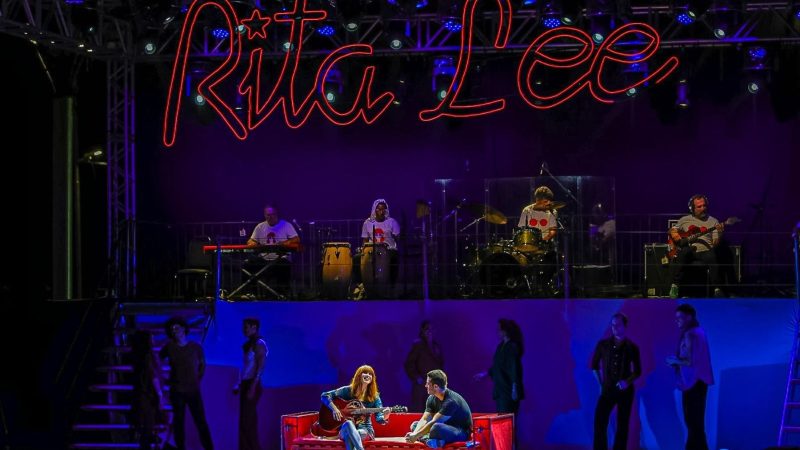 Mostra de Teatro Águas de Manaus reúne mais de 17 mil pessoas no primeiro fim de semana e emociona com espetáculos gratuitos