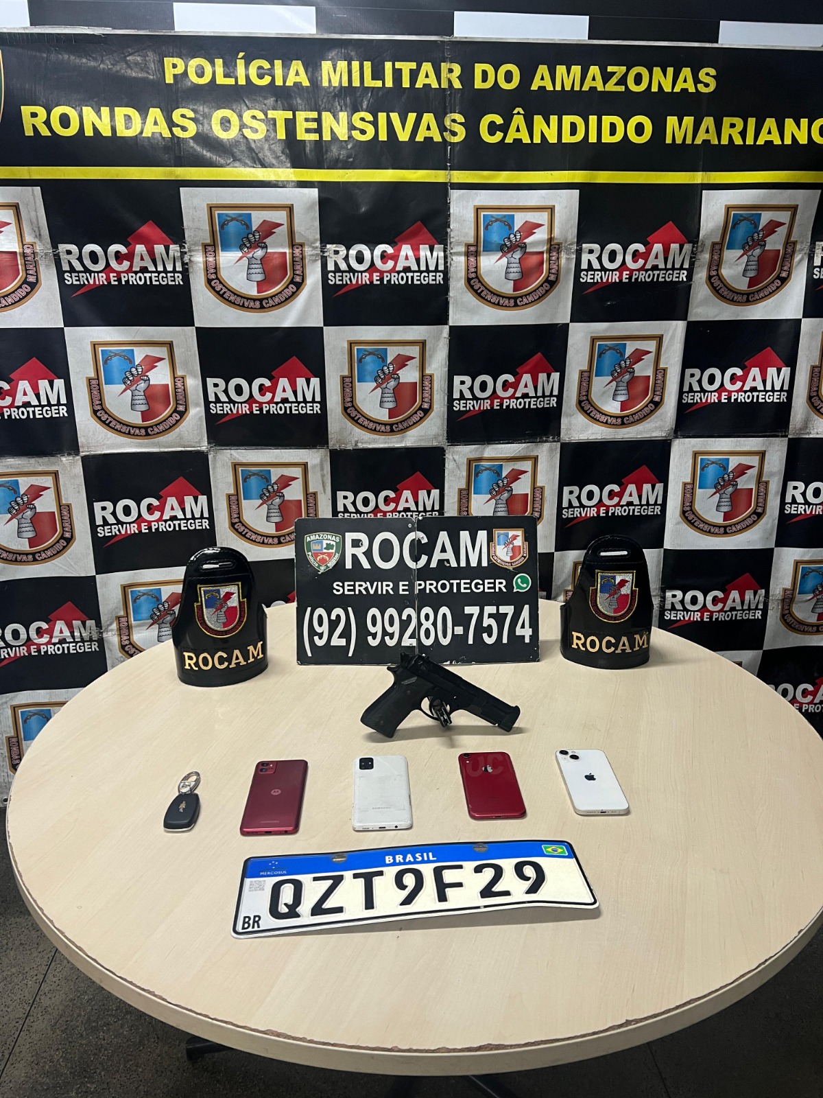 Polícia Militar do Amazonas prende dupla e apreende adolescente que realizavam “arrastões