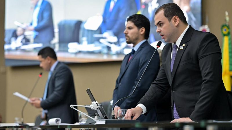 PL de Roberto Cidade, que protege crianças nas redes sociais, é aprovado por unanimidade na Aleam e coloca Amazonas na vanguarda nacional