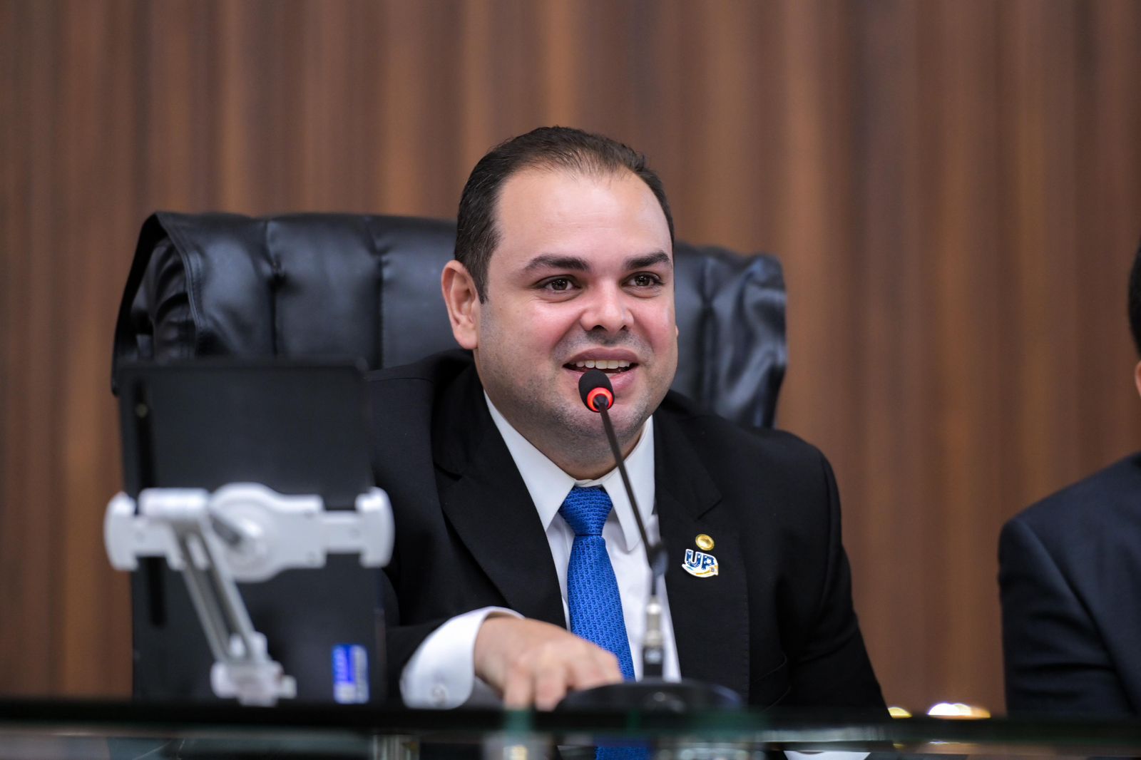 Presidente Roberto Cidade destaca compromisso com a valorização das tradições culturais do Amazonas no ‘Dia do Folclore