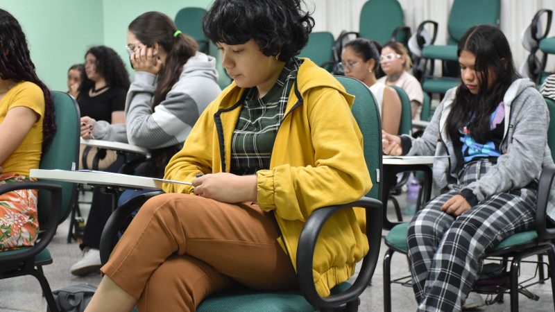 Inscrições para o Vestibular e SIS da UEA encerram na quinta-feira