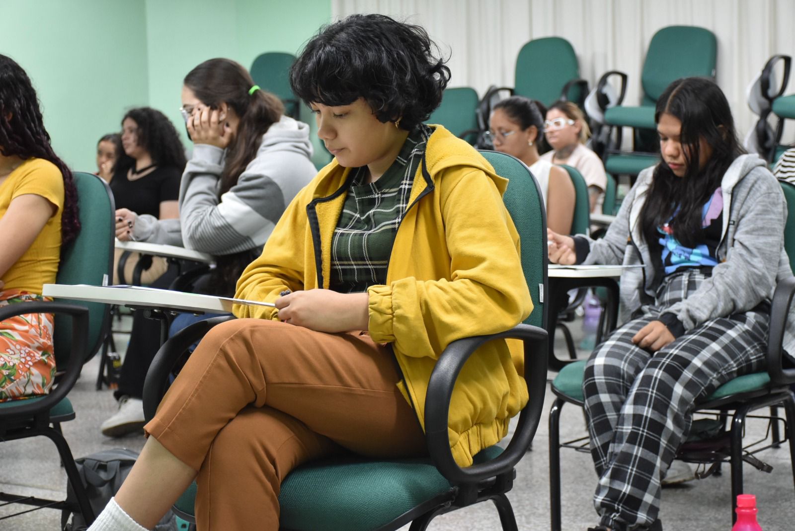 Inscrições para o Vestibular e SIS da UEA encerram na quinta-feira