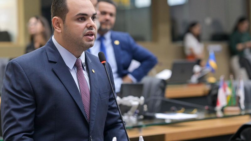 Presidente Roberto Cidade reitera cobrança por investimentos federais em logística para o Amazonas