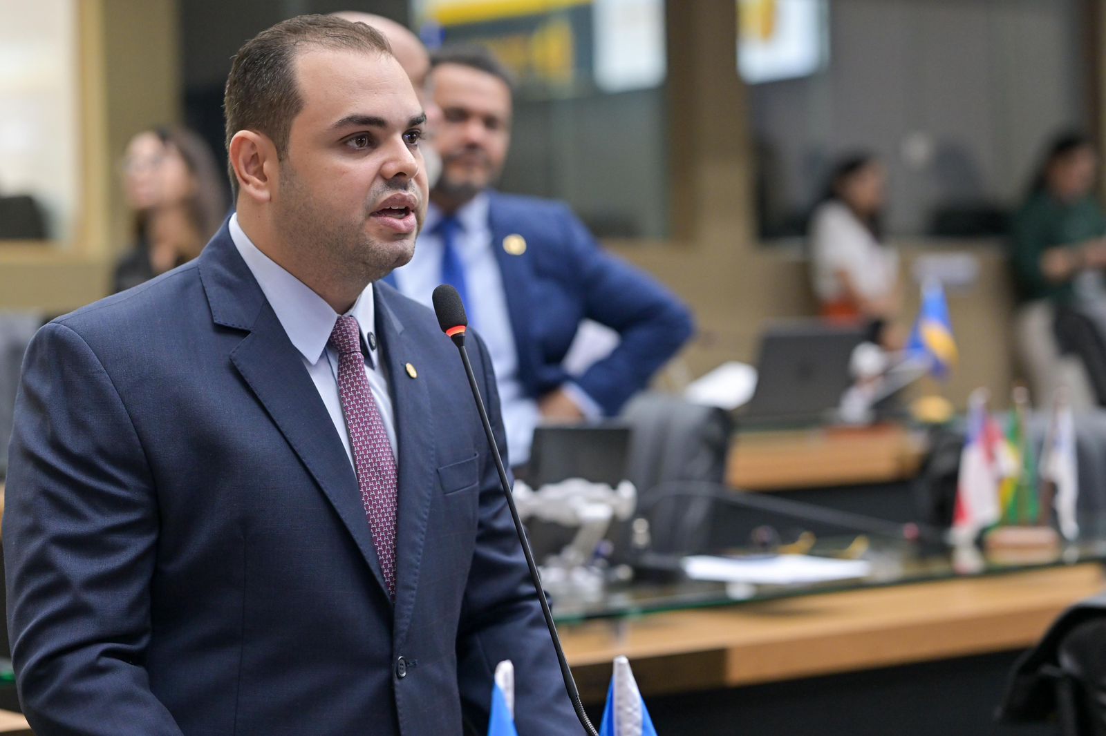 Presidente Roberto Cidade reitera cobrança por investimentos federais em logística para o Amazonas