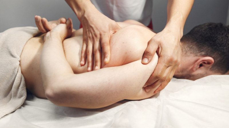 Fibromialgia: saiba como a massagem pode aliviar dores e melhorar a qualidade de vida