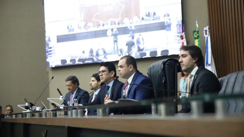 Presidente da Aleam, deputado Roberto Cidade anuncia lançamento do edital do concurso público da Casa para a próxima quarta-feira, 3/9