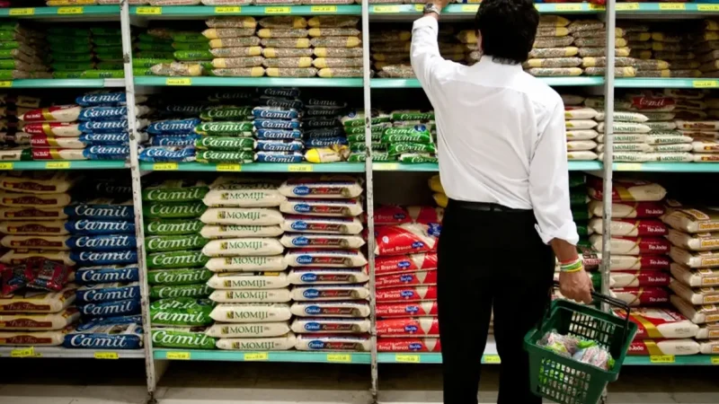 Mercado financeiro reduz previsão da inflação para 4,86%