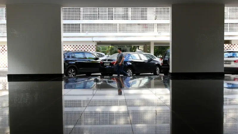 Proporção de brasileiros que moram sozinhos cresce 52% em 12 anos