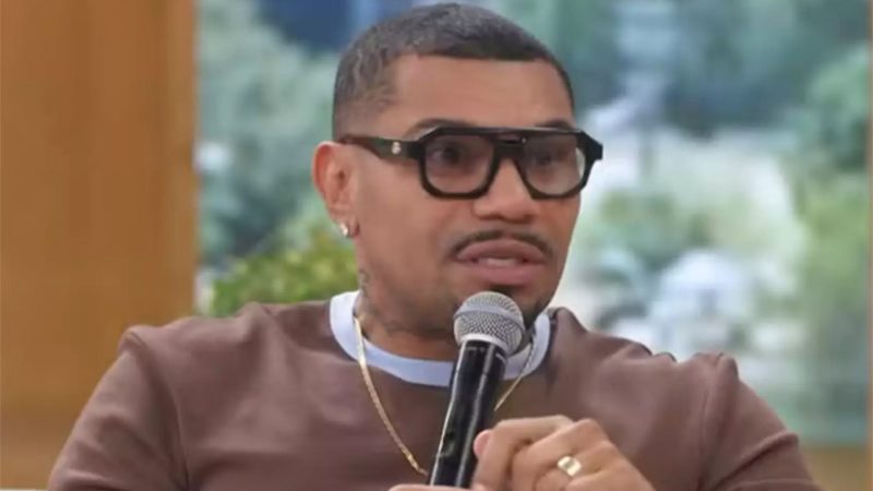 Naldo Benny diz ser mentiroso e deixa Patrícia Poeta sem graça