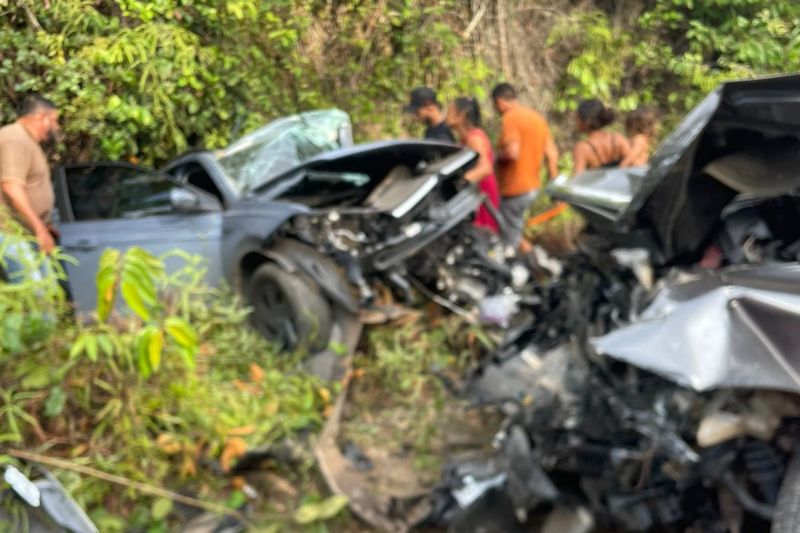 Acidente na BR-174 deixa motorista morto e passageiro ferido