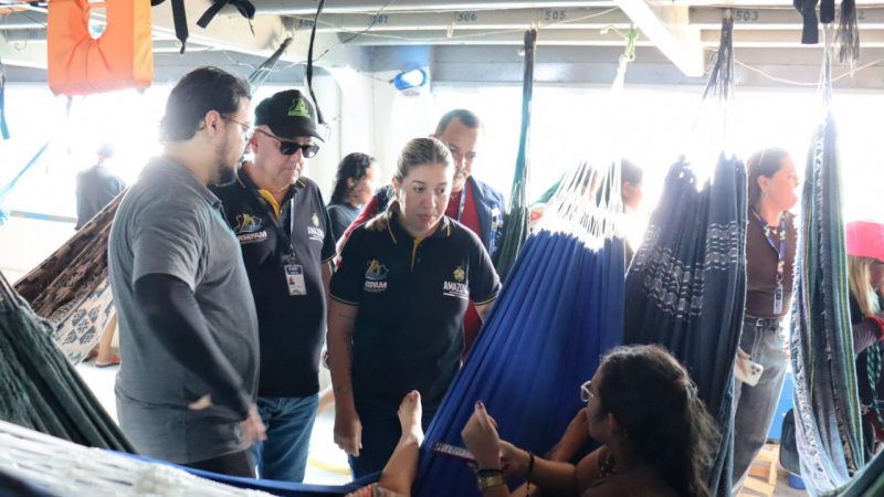 Famílias descobrem direito à gratuidade no transporte para pessoas com deficiência durante fiscalização em Manaus