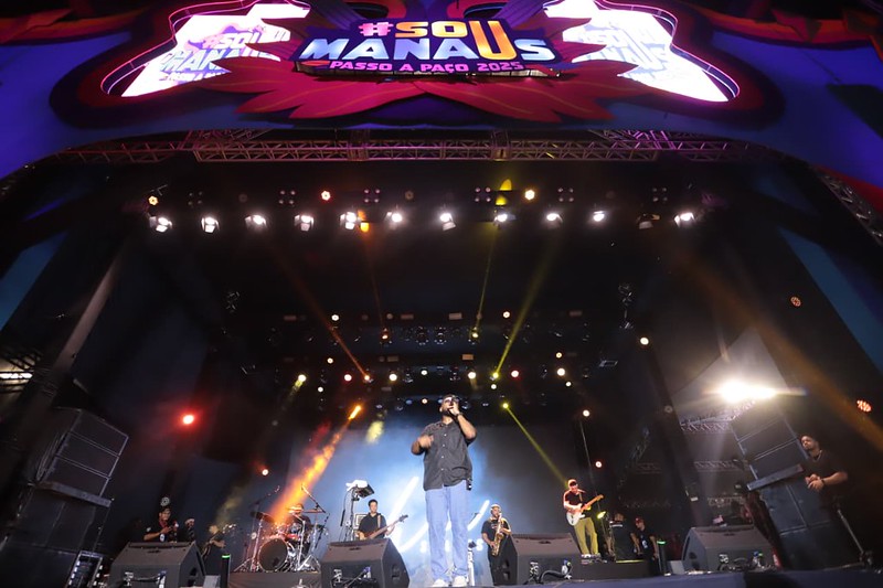 Louvor e adoração marcam a primeira noite do ‘#Sou Manaus Passo a Paço 2025’ com Fernandinho, Eli Soares e padre Alessandro Campos