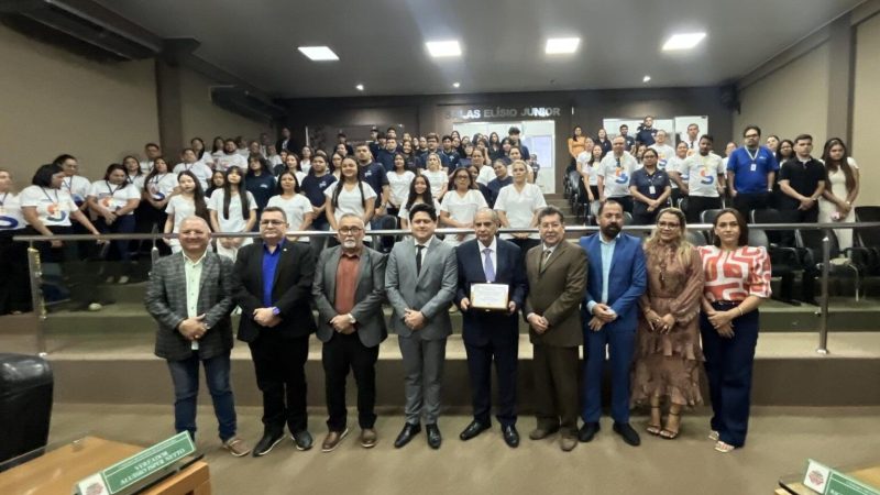 Presidente da CNC é homenageado pela Câmara de Itacoatiara por liderança empresarial e contribuição ao município