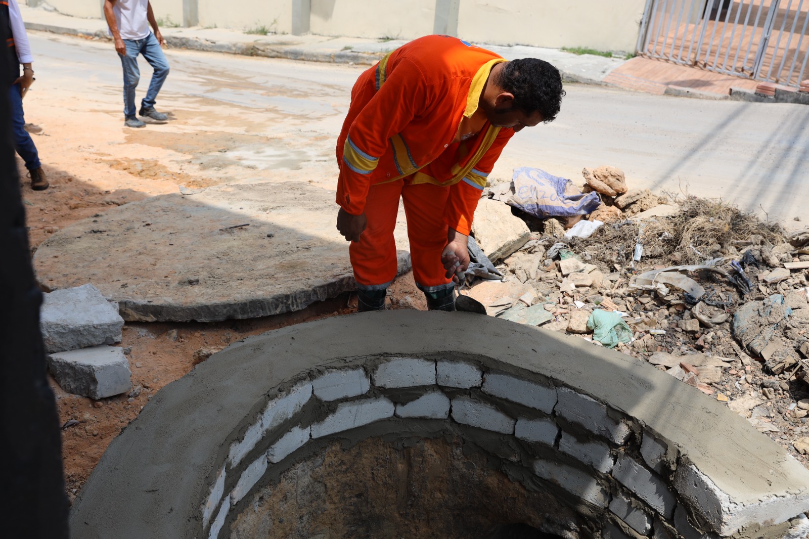 Prefeitura de Manaus moderniza sistema de drenagem no bairro Gilberto Mestrinho e transforma realidade de moradores da área