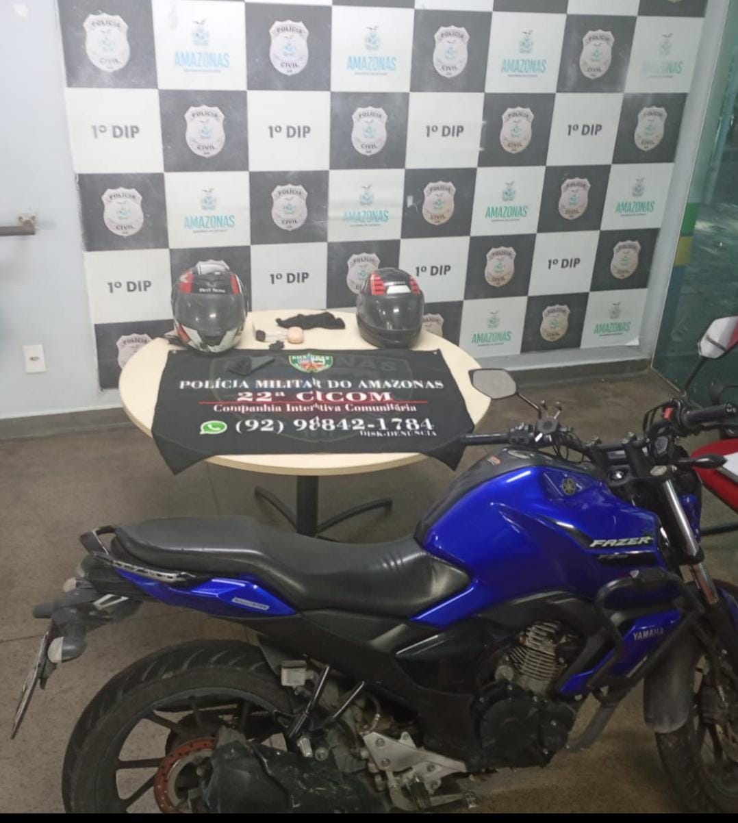 Polícia Militar do Amazonas prende recupera quatro motocicletas e prende dois homens em Manaus