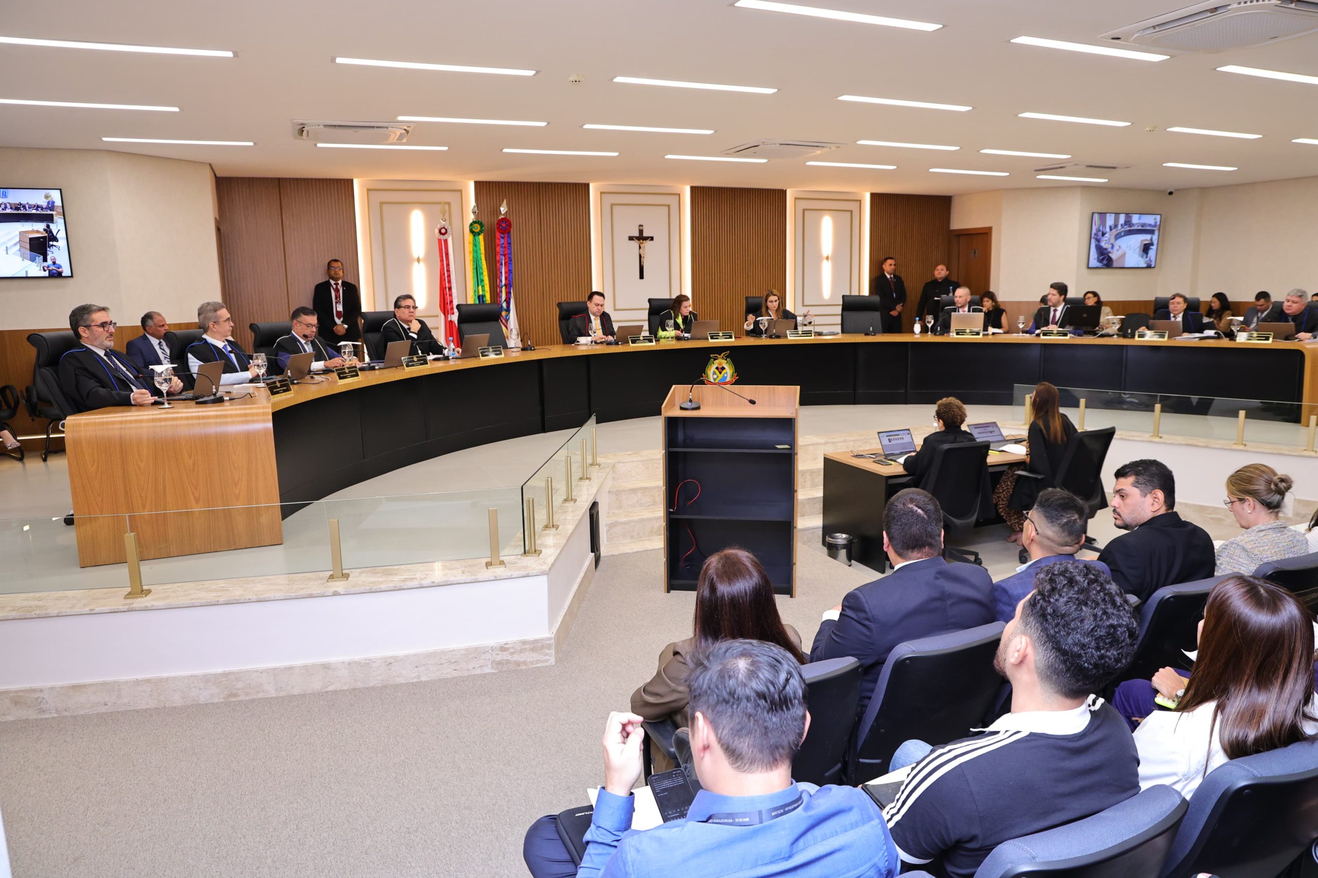 TCE-AM aplica multa de R$ 13,6 mil ao prefeito de Itamarati por abandono de UBS