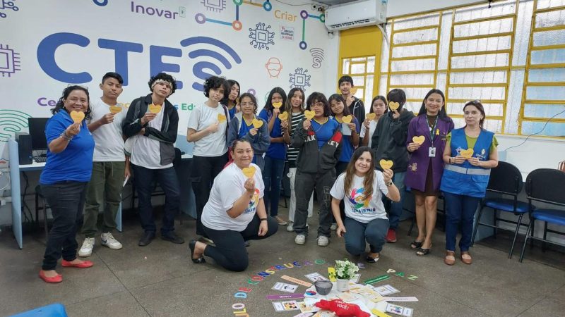 Escolas da Prefeitura de Manaus participam da ação ‘Valorização da Vida’ em alusão ao ‘Setembro Amarelo