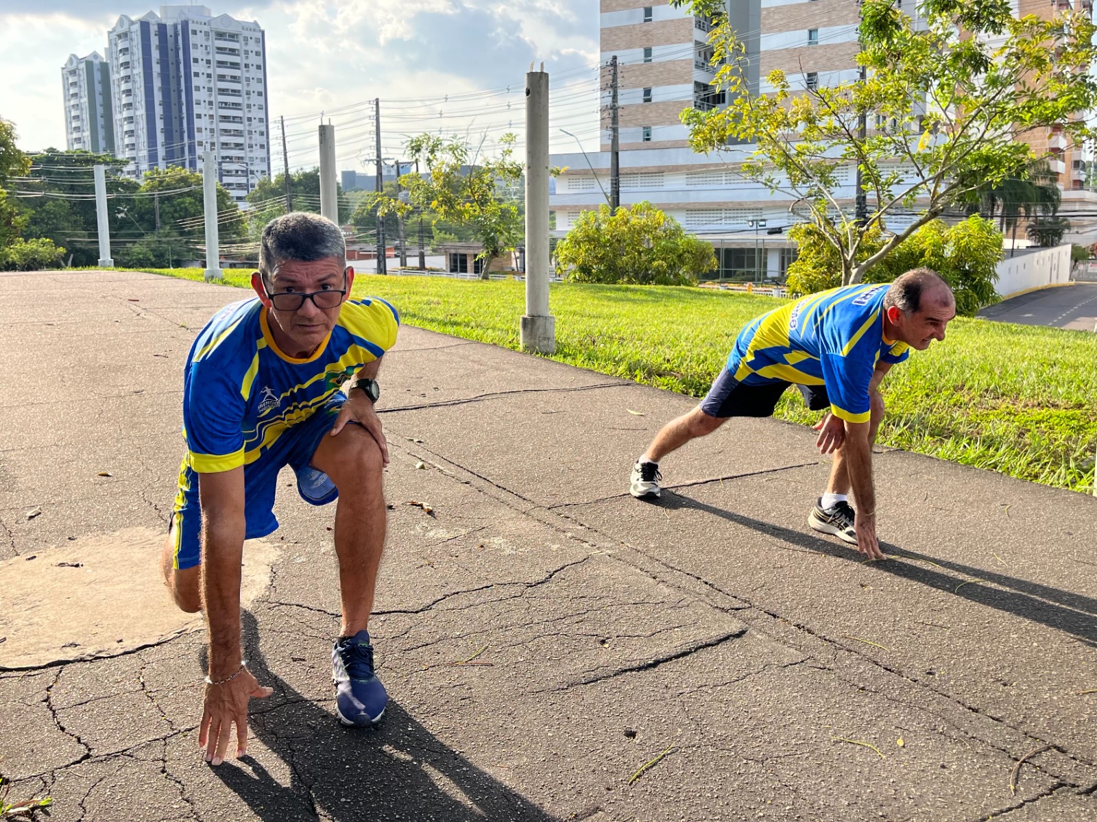Prefeitura de Manaus promove aulas de atletismo para idosos no Parque Municipal do Idoso