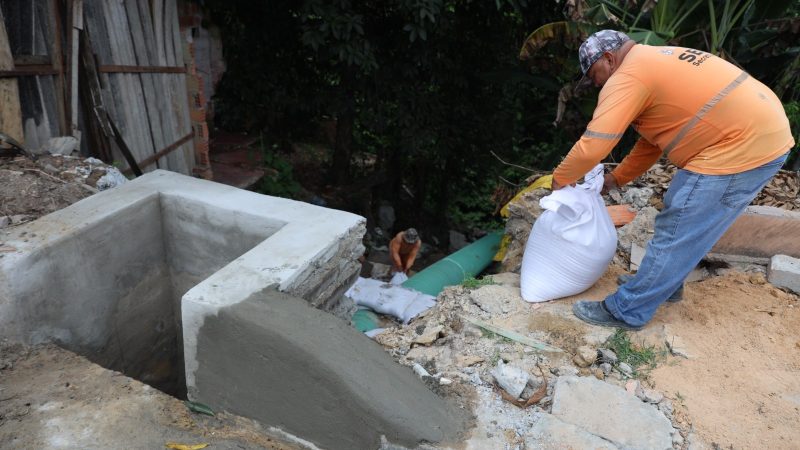 Prefeitura de Manaus reforça infraestrutura no Santa Etelvina com obra de drenagem profunda