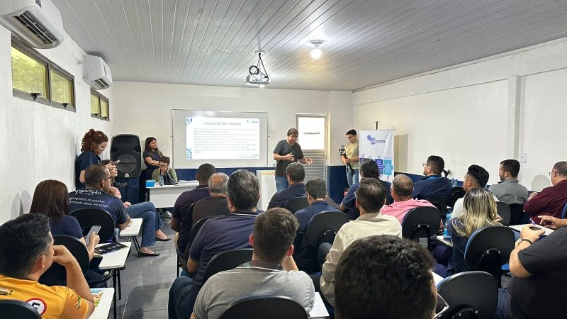 Prefeitura de Manaus promove palestra sobre direitos da pessoa idosa para trabalhadores do transporte coletivo