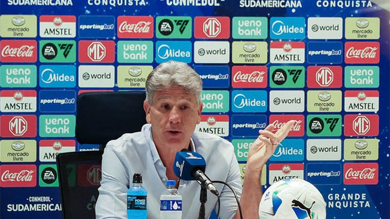Renato Gaúcho pede demissão do Fluminense após desclassificação