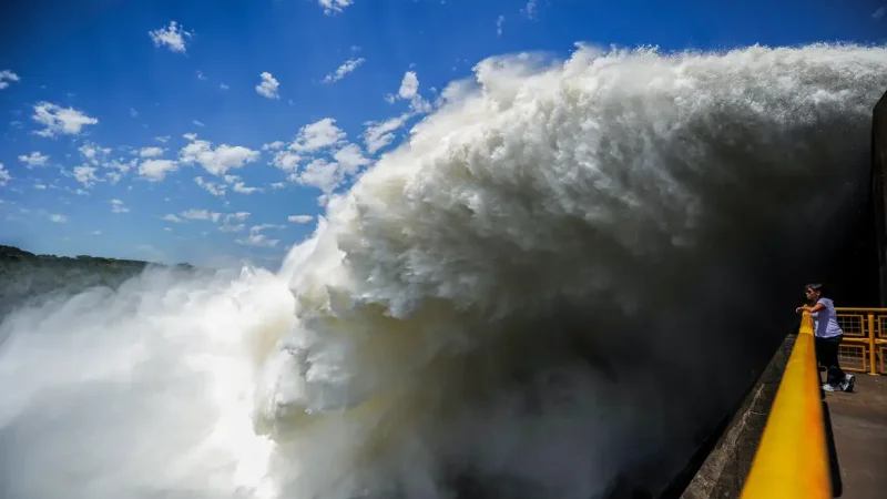 Hidrelétrica de Itaipu chega ao marco de 3,1 bilhões de MWh produzidos