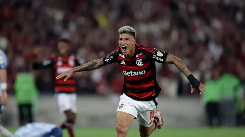 Carrascal decide e Flamengo fica em vantagem na semi da Libertadores