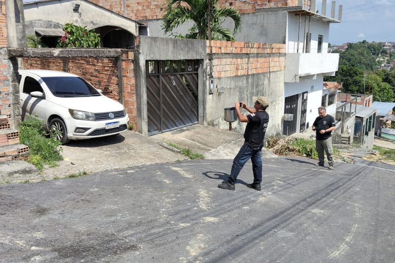 Mulher é encontrada morta em garagem com golpes na cabeça