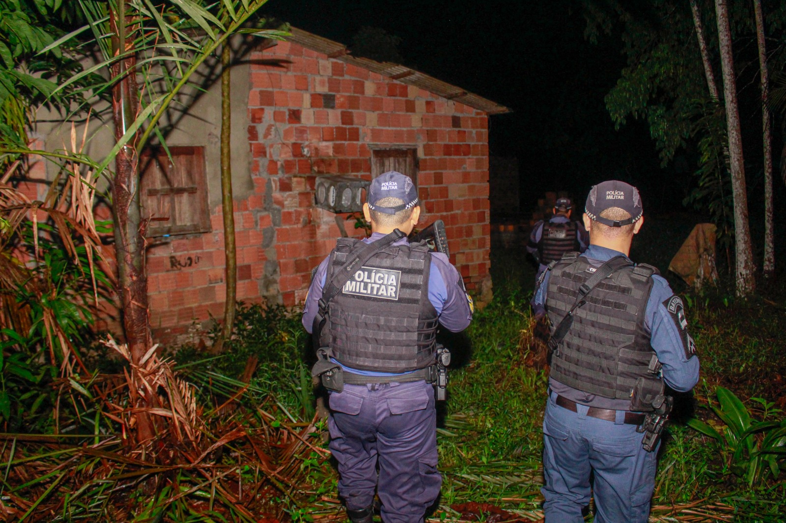 Polícia Militar do Amazonas prende homem suspeito de estuprar jovem em comunidade de Beruri