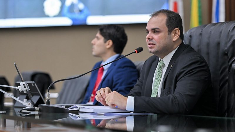 Proposta de Roberto Cidade reserva 30% de vagas em conselhos de administração e sociedades de economia mista para mulheres