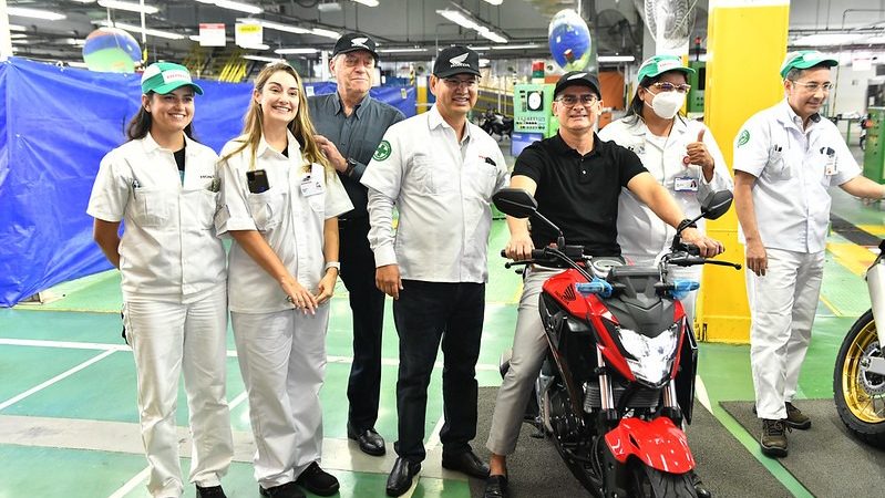 Prefeito David Almeida reconhece investimento da Honda e destaca importância da empresa para a economia de Manaus