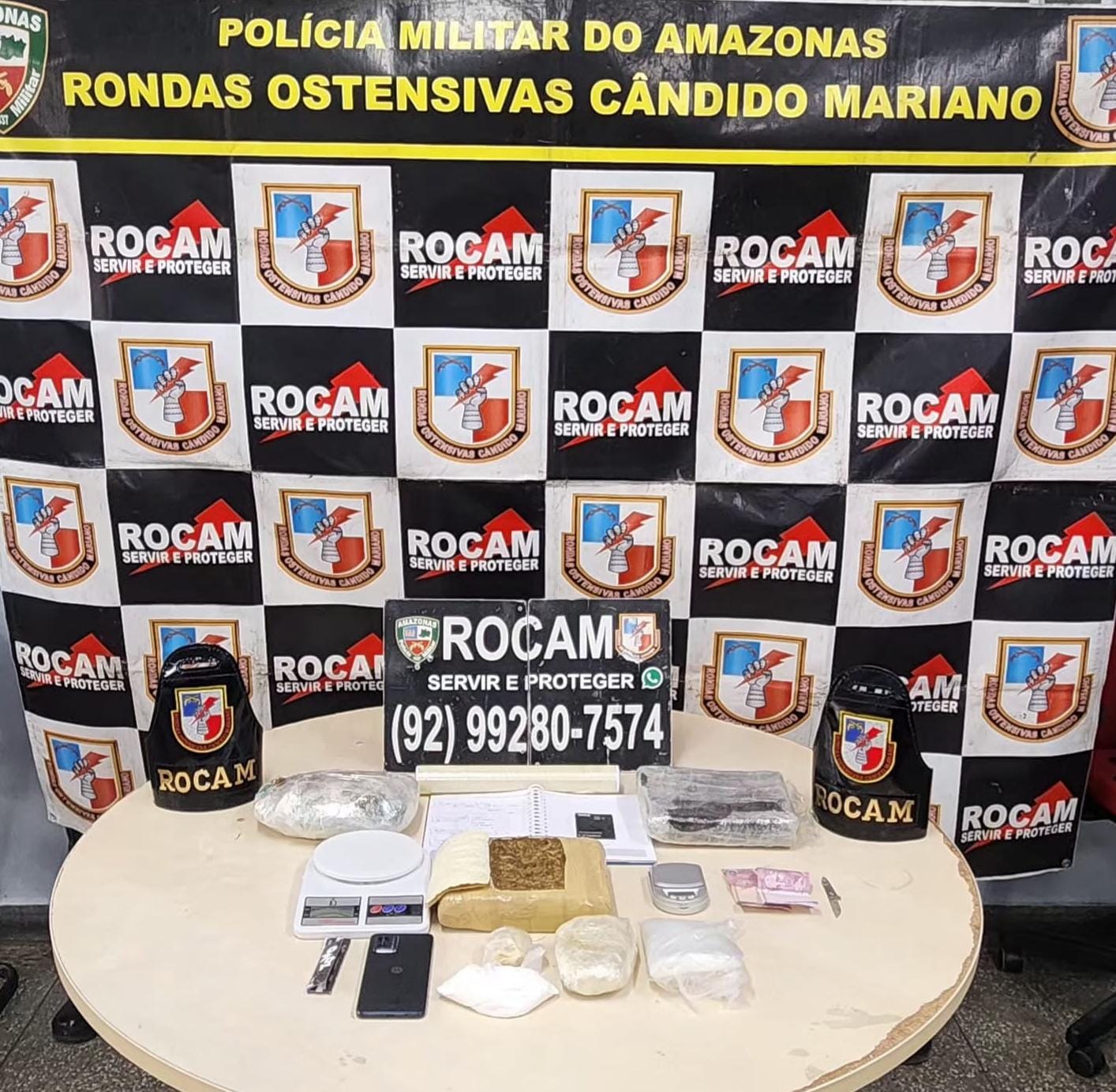 Em ações na capital, PMAM prende dois homens e apreende tablete e porções de entorpecentes