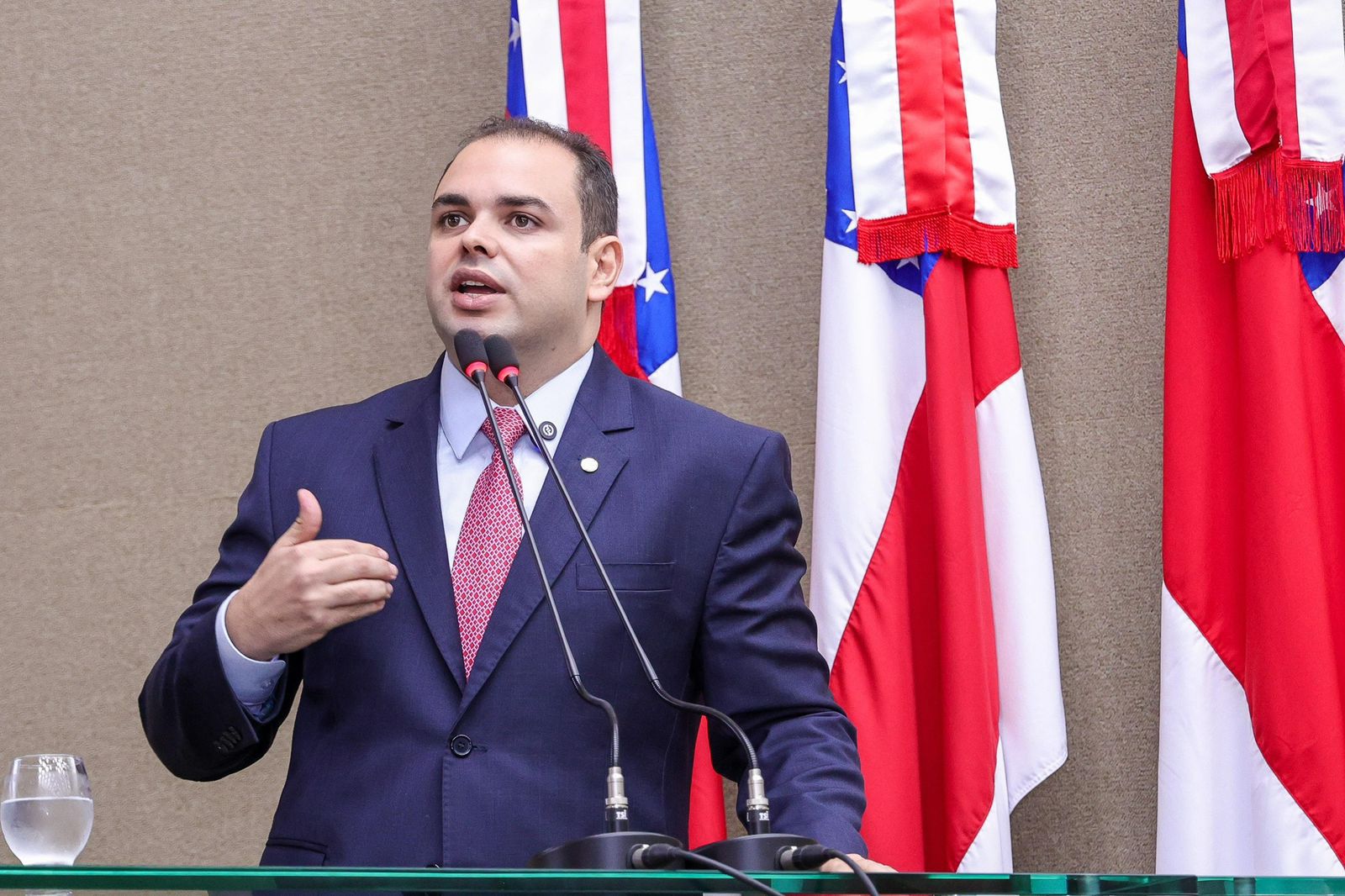 Lei de Roberto Cidade obriga unidades de saúde a notificarem a ocorrência de acidentes domésticos com crianças e adolescentes