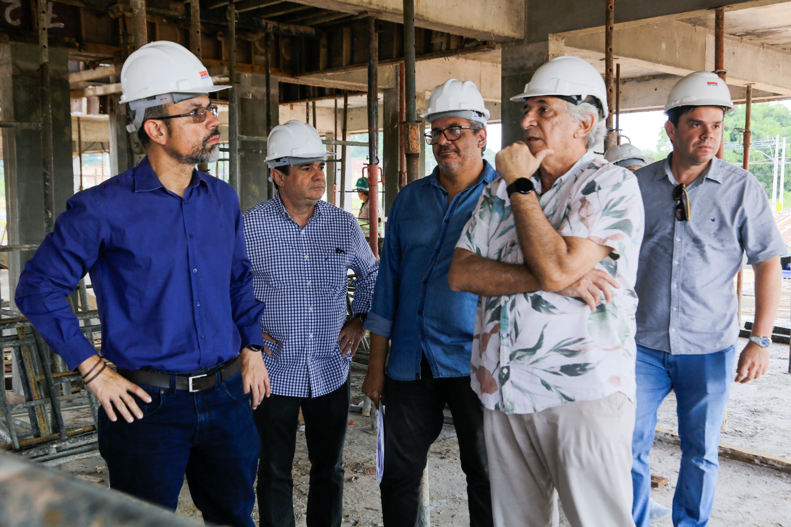 Prefeitura de Manaus acelera licenciamento urbano, investe em inovação e prepara novo aquário municipa