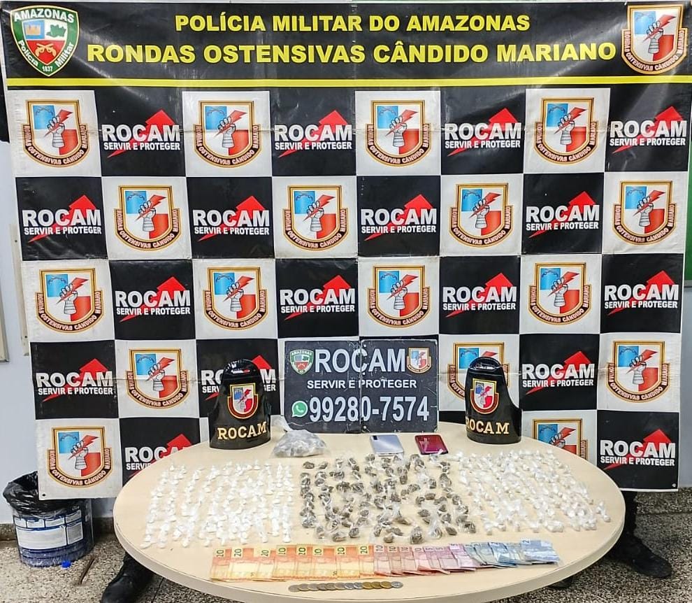 Polícia Militar do Amazonas prende dupla com mais de 350 porções de drogas durante patrulhamento
