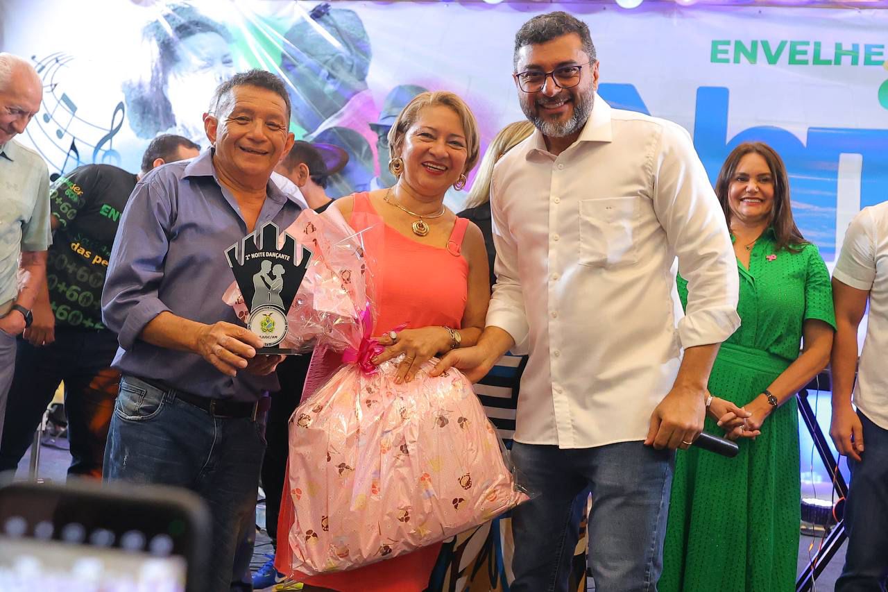 Governador Wilson Lima destaca avanços das políticas para pessoa idosa em baile ‘Bolero Noite Dançante