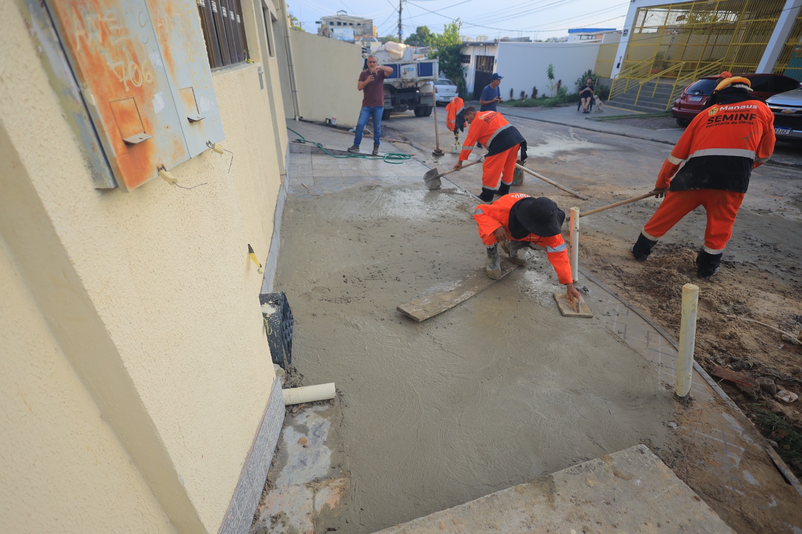 Prefeitura de Manaus conclui obra emergencial de drenagem no bairro Vila da Prata