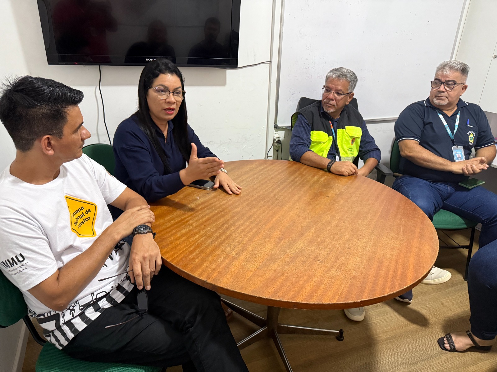 Prefeitura avança em ajustes para implantação do programa ‘Escola de Transporte Inclusiva’ em Manaus