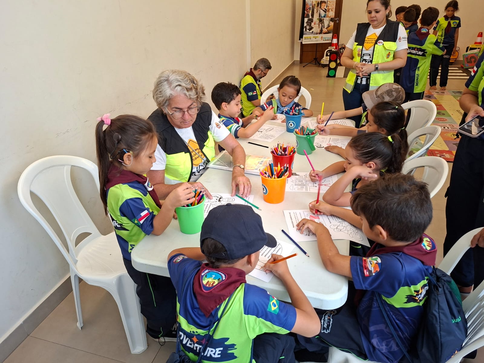 Prefeitura promove ação lúdica de educação de trânsito com ‘Clube de Aventureiros
