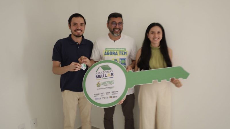 Governador Wilson Lima entrega apartamentos para 48 famílias beneficiadas pelo Subsídio Entrada do Meu Lar