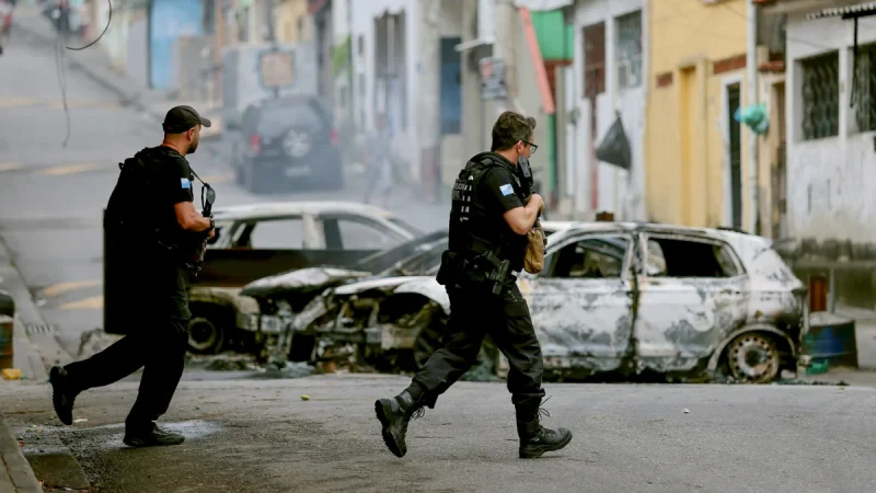 64 mortes: após megaoperação contra o CV, toda a polícia do RJ está de sobreaviso