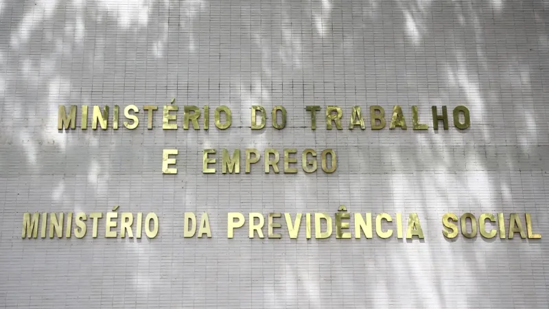 Prazo para divulgar relatório de transparência salarial acaba hoje
