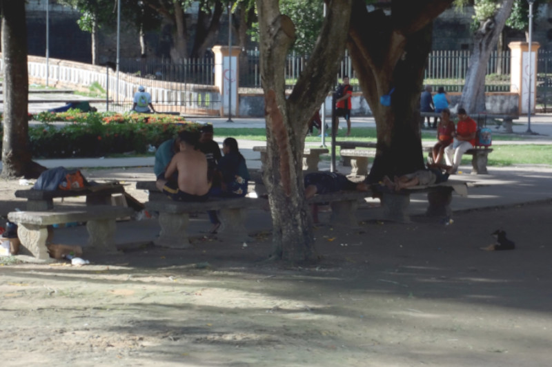 População em situação de rua no Brasil chega a 358 mil pessoas