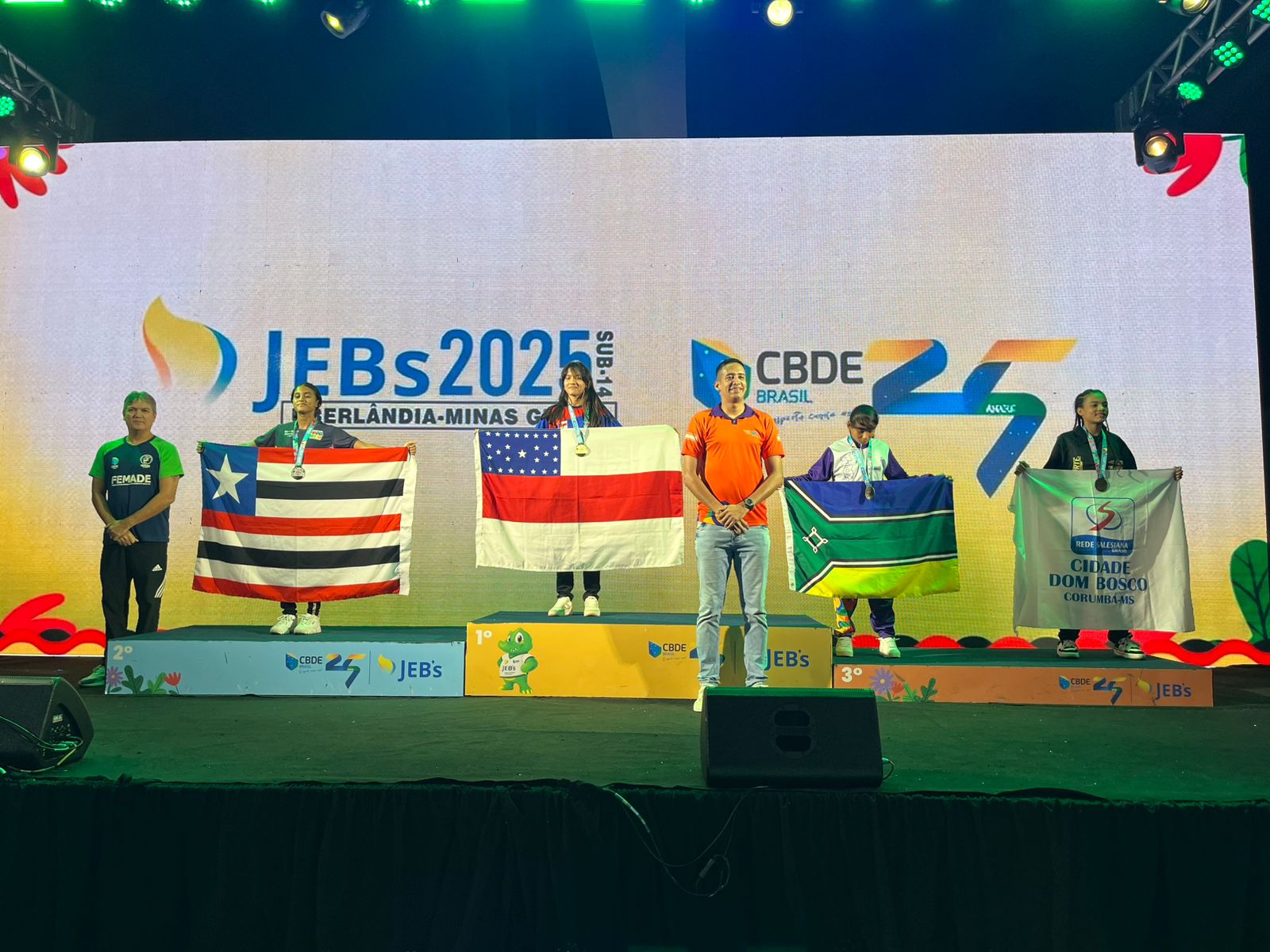 Estudantes da rede municipal conquistam medalhas no encerramento dos Jogos Escolares Brasileiros em Minas Gerais